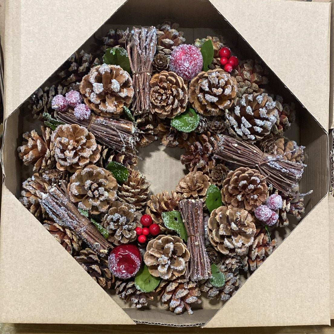 Holiday Cheer Wreath