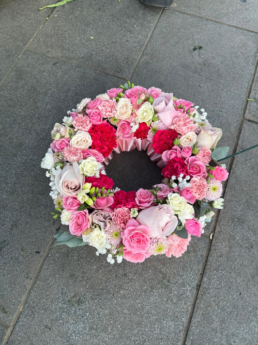 Mixed Rose Wreath