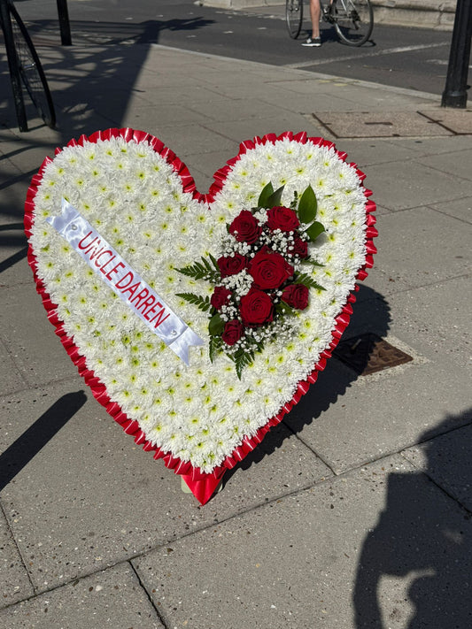 Heart GypsophilaTribute