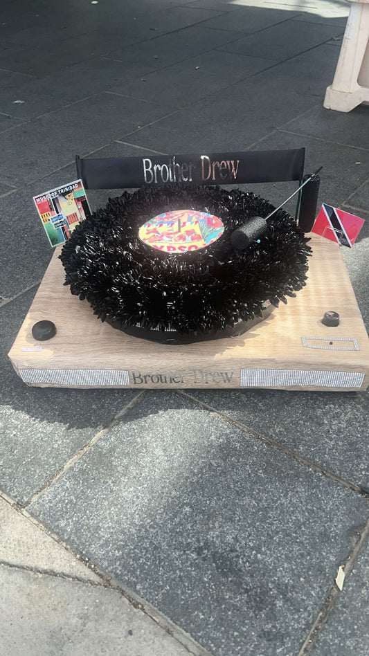 DJ Decks Tribute